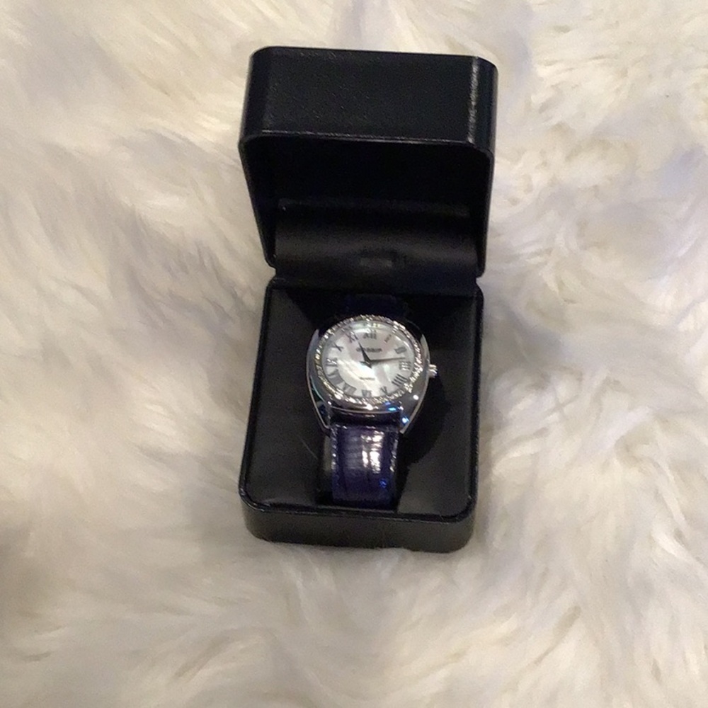 Women’s Gossip Watch